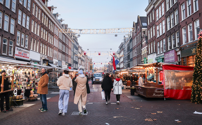 Van oost tot west: dit zijn de mooiste wandelroutes van Amsterdam